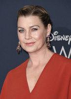 Ellen Pompeo longsleeve t-shirt #3150695