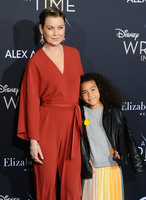 Ellen Pompeo longsleeve t-shirt #3150741