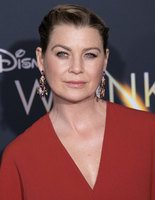 Ellen Pompeo longsleeve t-shirt #3150782