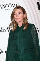 Ellen Pompeo Sweatshirt #3324498