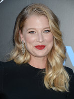 Ellen Woglom mug #G1310939