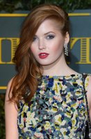 Ellie Bamber Tank Top #2948623