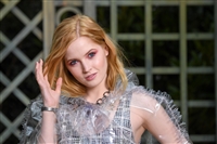 Ellie Bamber Longsleeve T-shirt #3019680