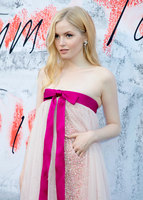 Ellie Bamber mug #G1566787