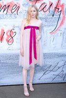 Ellie Bamber mug #G1566790