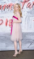 Ellie Bamber mug #G1566801