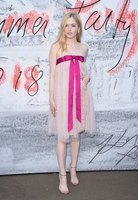Ellie Bamber mug #G1566819