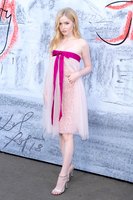 Ellie Bamber mug #G1566823
