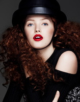 Ellie Bamber Sweatshirt #3679269