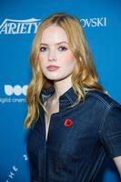 Ellie Bamber mug #G2352328