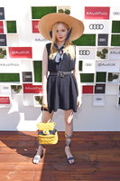 Ellie Bamber mug #G2352343