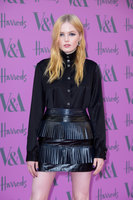 Ellie Bamber Longsleeve T-shirt #3771373