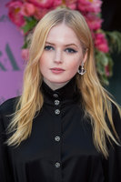Ellie Bamber Sweatshirt #3771393