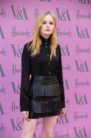 Ellie Bamber tote bag #G2388652