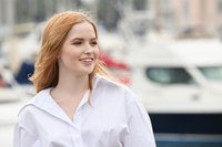 Ellie Bamber Longsleeve T-shirt #3787959