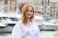 Ellie Bamber Longsleeve T-shirt #3787960