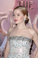 Ellie Bamber Tank Top #3788068
