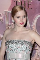 Ellie Bamber hoodie #3788119