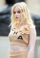 Ellie Bamber Longsleeve T-shirt #3854723