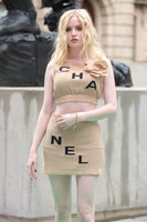 Ellie Bamber Longsleeve T-shirt #3854730