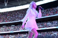 Ellie Goulding t-shirt #3845772