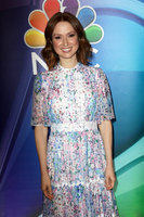 Ellie Kemper hoodie #3732202