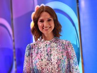 Ellie Kemper tote bag #G2349491