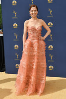 Ellie Kemper t-shirt #3732240