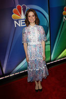 Ellie Kemper mug #G2349516