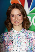 Ellie Kemper Tank Top #3732264