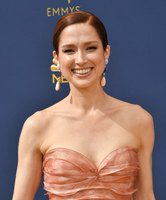 Ellie Kemper t-shirt #3732273