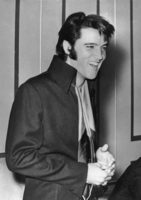 Elvis Presley Longsleeve T-shirt #2589668