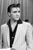 Elvis Presley Longsleeve T-shirt #2589895