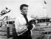 Elvis Presley Longsleeve T-shirt #2589930