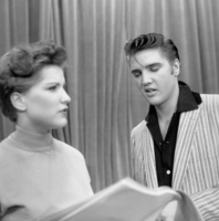 Elvis Presley Longsleeve T-shirt #2590008