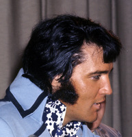 Elvis Presley Sweatshirt #2590036
