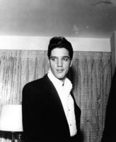 Elvis Presley Sweatshirt #2590427