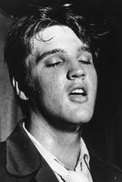 Elvis Presley Longsleeve T-shirt #2590431