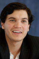 Emile Hirsch Sweatshirt #2235596