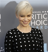 Emilia Clarke Longsleeve T-shirt #3037421