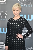 Emilia Clarke Longsleeve T-shirt #3037775