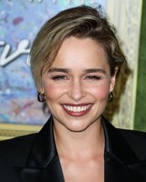 Emilia Clarke Longsleeve T-shirt #3737135