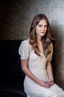 Emilia Jones Sweatshirt #3657044