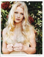 Emilie De Ravin t-shirt #1376138
