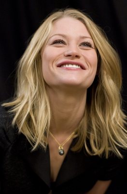 Emilie De Ravin posters