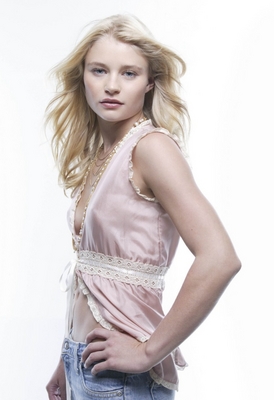 Emilie De Ravin posters