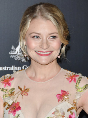 Emilie De Ravin posters