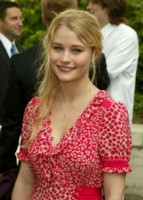 Emilie de Ravin tote bag #G105076