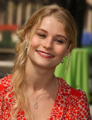 Emilie de Ravin posters