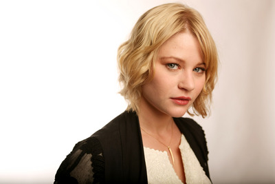 Emilie de Ravin posters